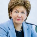 Галина Карелова поздравила работников культуры