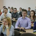 В «Школе молодого депутата» состоялась лекция по формированию имиджа кандидата 