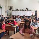 В ЦАО партийцы провели первые экоуроки