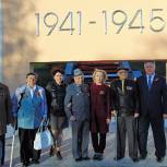 Тимофеева рассказала ветеранам о законотворческой деятельности по защите военных мемориалов