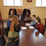 Студенты «отдали под суд» сотрудника ГИБДД