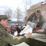 Единороссы Югры отметили 72 годовщину Победы в Великой Отечественной войне
