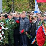 Калининградские партийцы почтили память погибших в Великой Отечественной войне