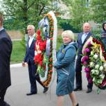 В Нижнедевицке почтили память павших воинов