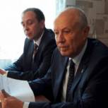 Виктор Бабурин обсудил вопросы населения в Козельском районе