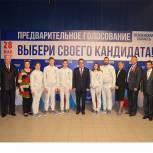 Детской лиге плавания «Поволжье» пензенские единороссы подарили спортивную экипировку