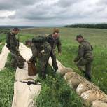 Партиец организовал встречу кадет с десантниками