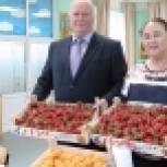 Борис Чуев и Татьяна Романова в День защиты детей навестили маленьких пациентов краевого противотуберкулезного диспансера