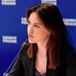 ЕР просит Минобрнауки выработать временное решение в целях минимизации административных наказаний для школ