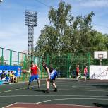 Омские студенты отметили День России спортивными состязаниями
