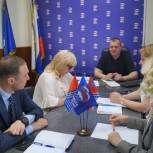 Партийцы сверили планы с горожанами по благоустройству городской среды