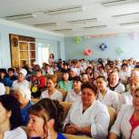 Медиков Мари-Турекского района поздравили единороссы