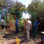 В селе Богдановка установили новую детскую площадку