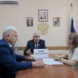 Депутат Асланбек Джиоев провел прием граждан в Матвеево-Курганском районе