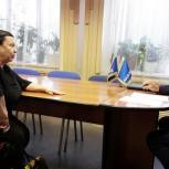 Ноябрьск: С приема пенсионеры ушли с новыми картами «Забота»