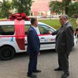 Алнашский детский дом получил автомобиль от благотворительного фонда 