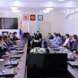 Секретарь Калининградского регионального отделения Партии «ЕДИНАЯ РОССИЯ» встретился с представителями молодежных общественных организаций 