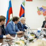 Евгений Савченко представил в Избирательную комиссию области документы о выдвижении на должность губернатора