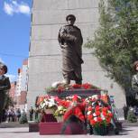 В Тюмени открыли памятник генералу армии Ивану Федюнинскому
