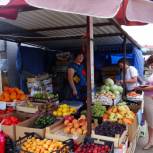 «Народный контроль» проверил овощной рынок в Элисте