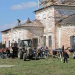 «Единая Россия» поможет восстановить церковь в селе Подъельск