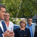Парк «социального такси» обновится, парковочных мест у медучреждений станет больше