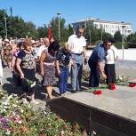 В Волгограде почтили память погибших в бомбардировке Сталинграда