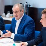 Партийных активистов будут обучать 