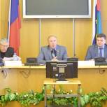В Тюменской областной Думе обсудили реализацию мер по защите прав обманутых дольщиков