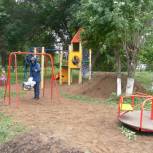 В селе Нагаево детскую площадку оснастили новыми элементами