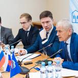 В Госдуме прошло заседание общественного совета партпроекта «Школа грамотного потребителя»