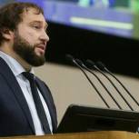 Депутат просит МВД РФ найти виновных в нападении на редакцию «Лента.ру»