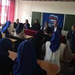 Партийцы встретились с учениками Шалинской школы