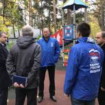 Координатор партпроекта «Городская среда» Игорь Коханый провел инспектирование комплексного благоустройства дворовой территории в Малаховке