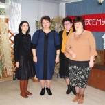 Елена Митина посетила музей обороны и тыла в селе Баграмово
