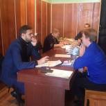 Артем Туров провел приемы граждан в Темкинском и Починковском районах