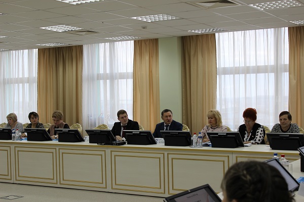 Местное самоуправление беларусь органы. Местное управление и самоуправление в рб. Местные исполнительные комитеты. Сторонники единой россии. Партия местные домодедово.