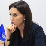 Аршинова направила запрос генпрокурору РФ в связи с видео жестокого избиения подростка 