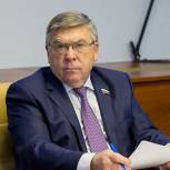 Рязанский: Законодатели должны поддержать тренд на увеличение количества детей в семьях