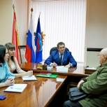 Руководитель фракции «Единая Россия» в облдуме провел прием граждан