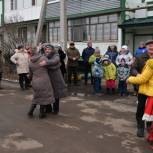 «Городская среда»: с танцами открывают обновленные дворы в Пестравке 