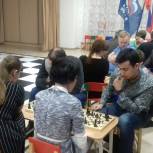 Первичные отделения Тюмени встретились на дружеском турнире по игре в шахматы 