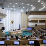 Евгений Ковалев принял участие в работе дискуссионной площадки Палаты молодых законодателей