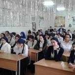 «Единая Россия» продолжает в районах серию встреч с молодежью