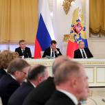 Путин: Рост инвестиций в основной капитал происходит в 21 регионе РФ