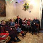 Камешкирский район: Ильдар Акчурин приехал с подарками в Дом - интернат