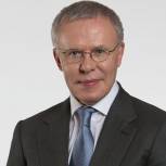 Уверен, что наступающий 2018 год будет полон интересных событий, важных достижений, новых возможностей и ярких побед