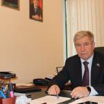 Сергей Есяков провел прием граждан в Центральной общественной приемной партии