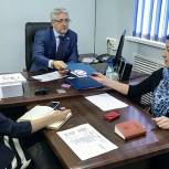 Огуль в Астраханской приемной пообещал помочь с принятием федерального закона о «Красном кресте»