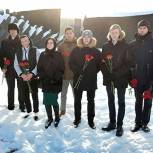 Партийцы Кузьминок почтили память жертв Холокоста
